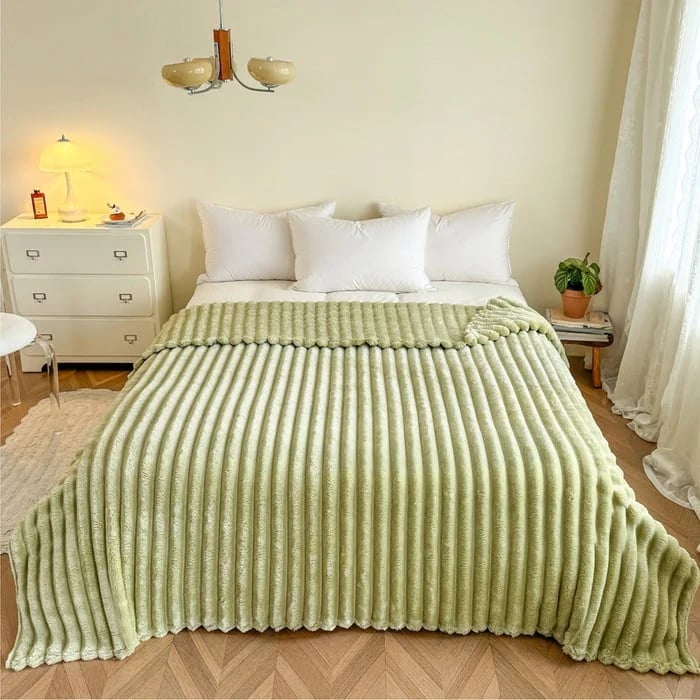 🛏️Thickened Rabbit Plush Velvet Cover Blanket🍂Wrap up in Ultimate Comfort